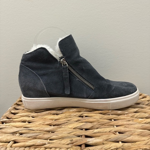 Steve Madden Caliber Gray Leather Faux Fur Lined Wedge Sneaker 9.5 - Picture 6 of 7